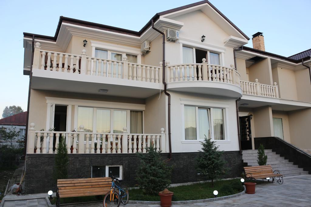 Guest House Sofia Kobuleti Exterior foto